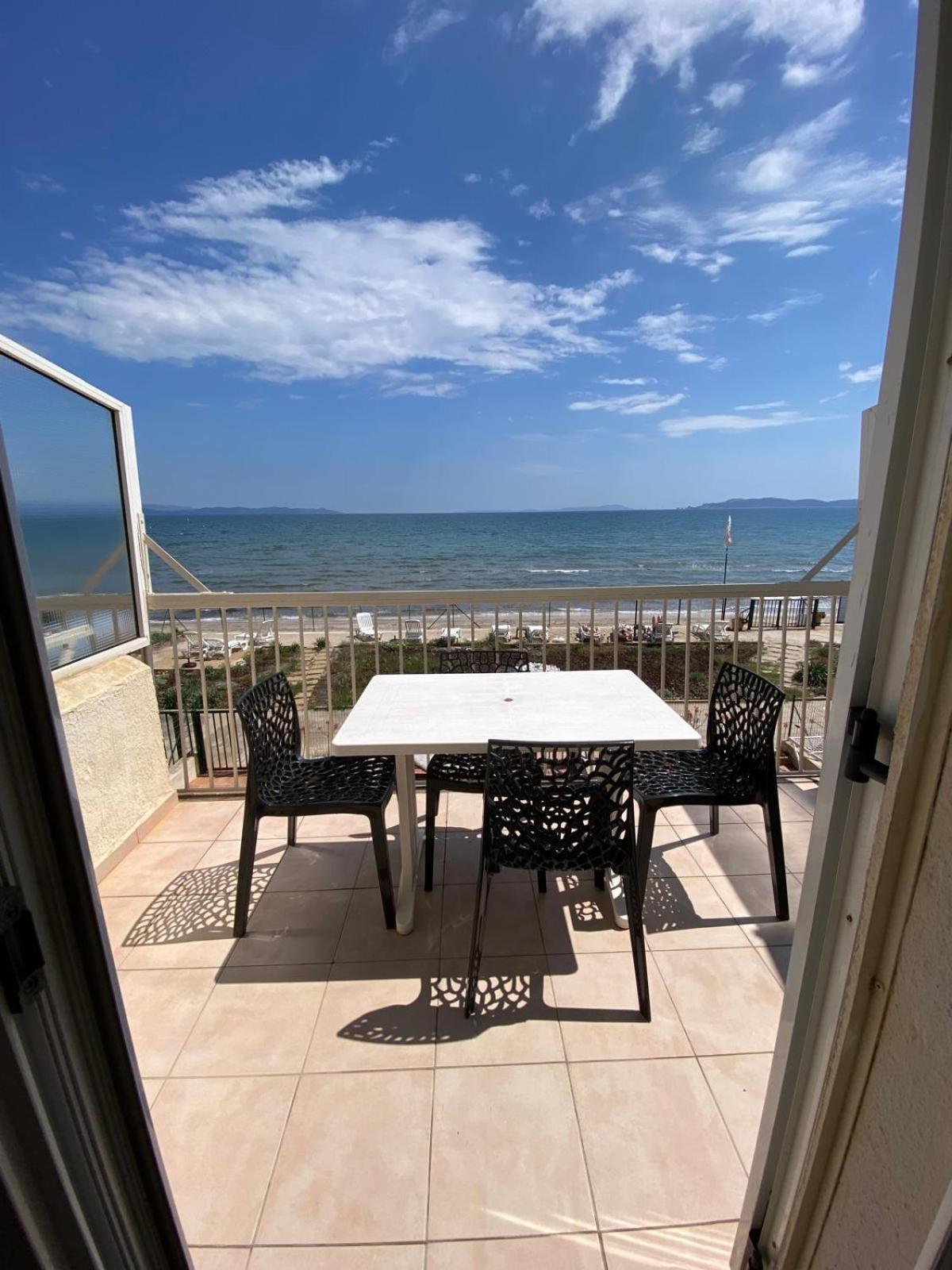 Le Surplage Hyères Eksteriør billede